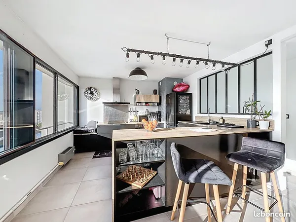 Appartement 3 pièces 84 m²
