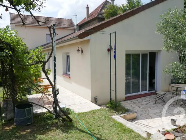 Maison 8 pièces 160 m²