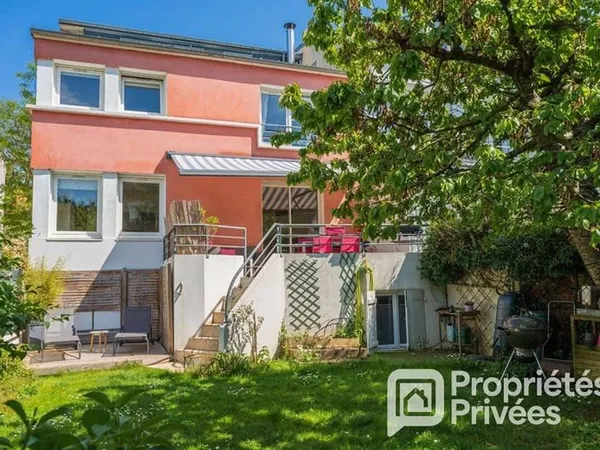 Maison 8 pièces 183 m²
