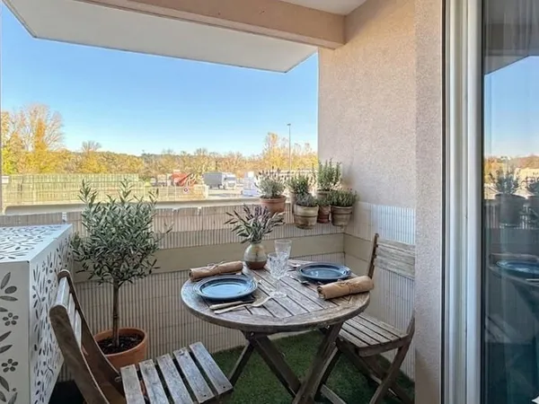 Appartement T2 Luynes dans résidence récente