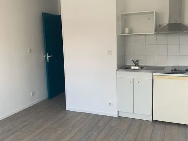 Studio 1 pièce 21 m²