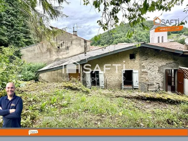 Ancienne Maison de Maitre - centre Lavelanet avec terrain