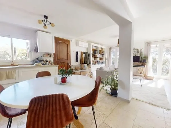 Maison Six Fours Les Plages 4 pièce(s) 90 m2