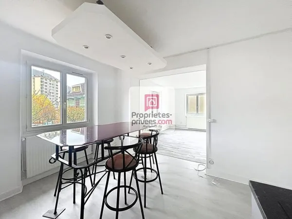 Maison 3 appartements Ugine 13 pièces 200 m2