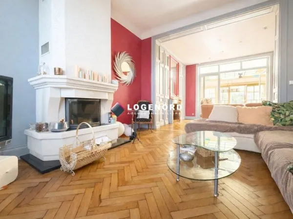 Maison 7 pièces 193 m²