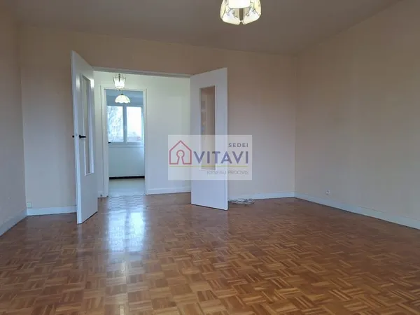 Appartement T3 dans résidence familiale