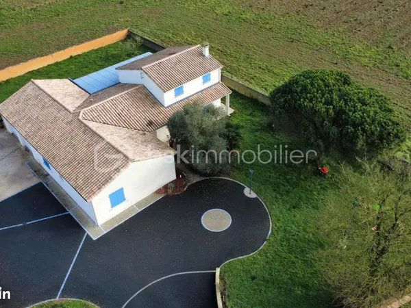 Maison 5 pièces 183 m²