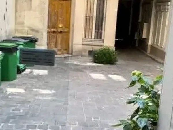 Local d'activité 180 m²