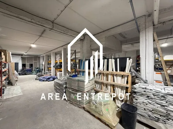 Local d'activité 920 m²