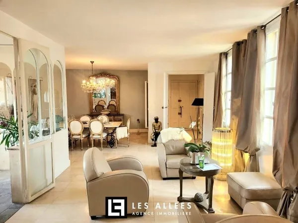 Appartement 5 pièces 155 m²