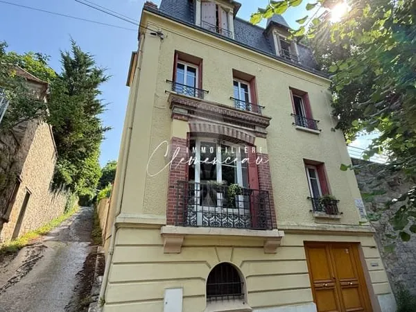 A LOUER - TRIEL SUR SEINE - MAISON FAMILIALE 153 M² - TERRAIN 638 m²