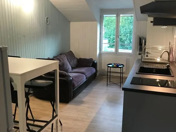 Proximité Gare/ GEM / appartement meublé de 2 Chambres de 42 m²