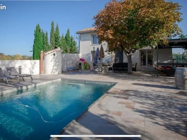 Villa 6 pièces 210 m²
