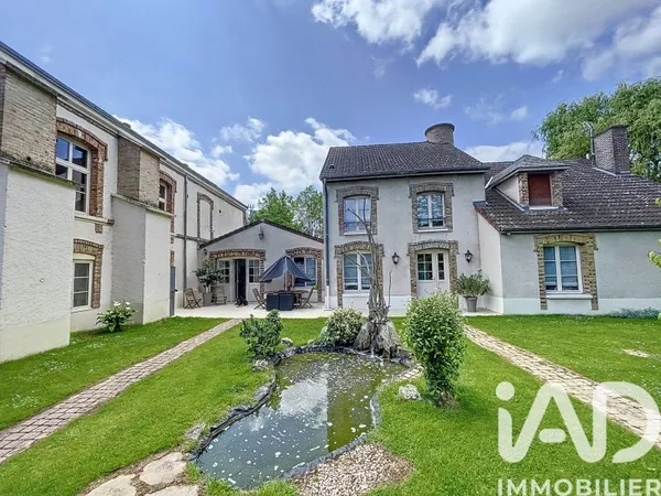 Maison 9 pièces 330 m²