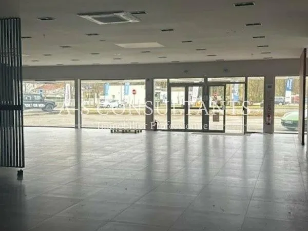 Bureaux 720 m²