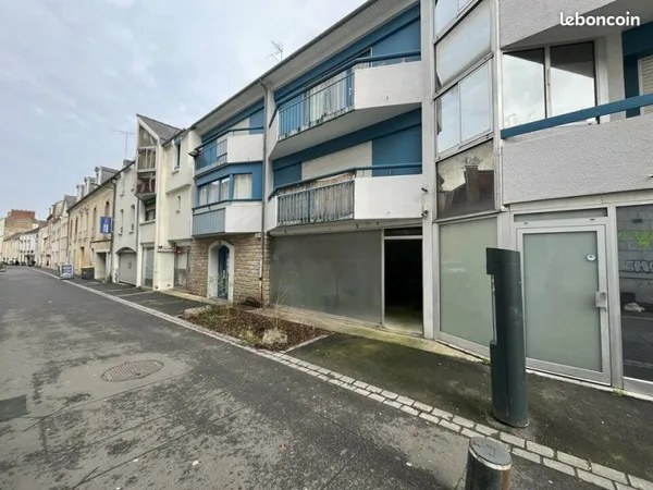 LOCAL COMMERCIAL 63 m² RENNES