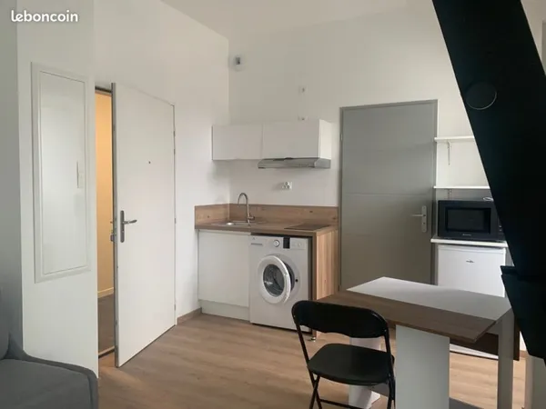 Studio 1 pièce 18 m²