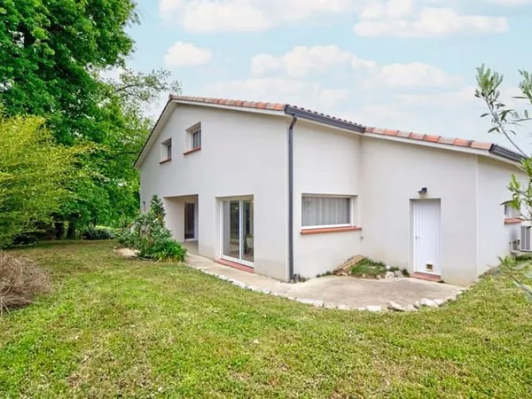 Maison 5 pièces 140 m²