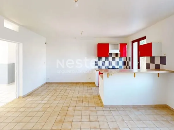 SERMAIZE-LES-BAINS Maison mitoyenne de 109 m², 4 pièces, 3 chambres