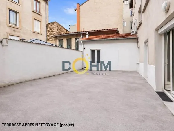 APPARTEMENT TRAVERSANT 110M2,TERRASSE 40M2