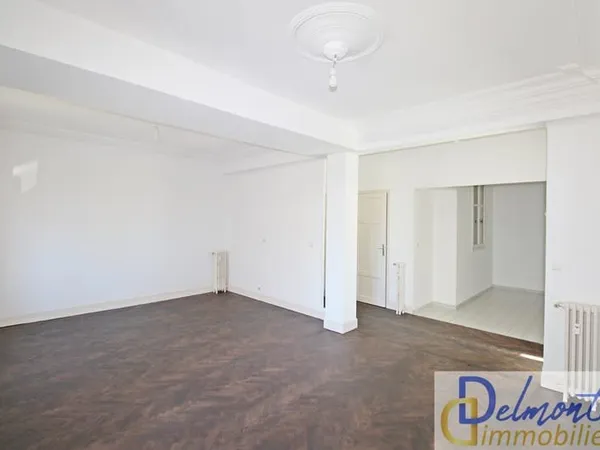 TOULON CENTRE-VILLE - T3 84 M2 IMMEUBLE SECURISE ET ASCENSEU