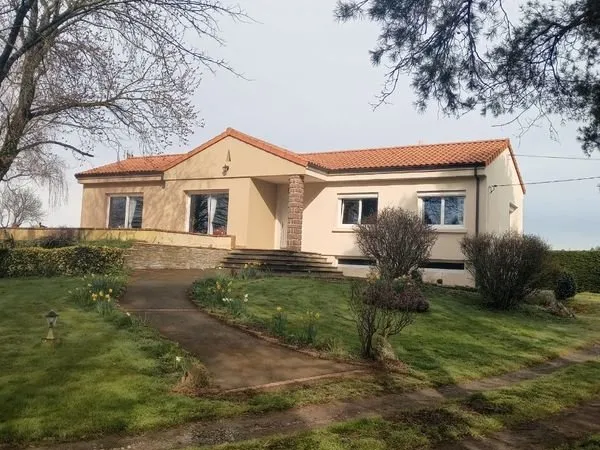Maison individuelle en campagne