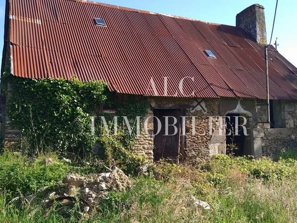 MAISON DE 61 M2 A RENOVER
