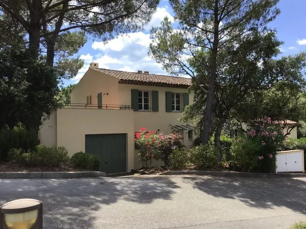 Belle maison au Domaine de St-Endréol 4 Pièces