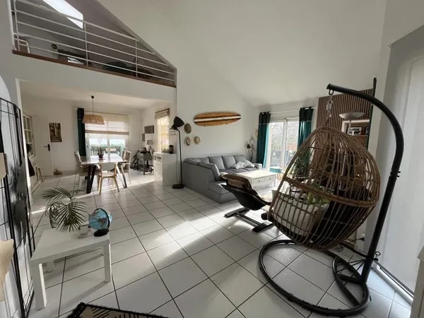 Limoges Maison sur sous-sol complet!
