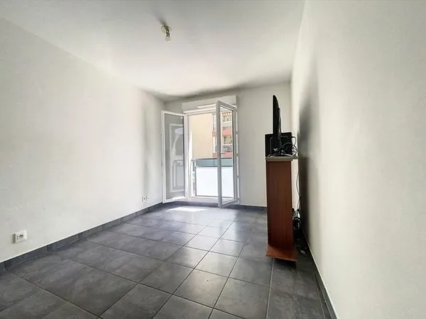 Appartement 2 pièces rez de chaussée Libé / Vernier