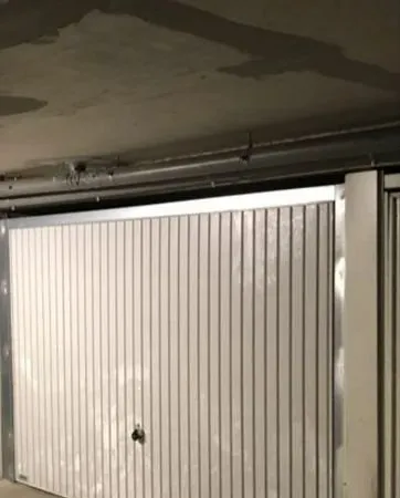 Location box garage fermé 14m2 13012 Marseille