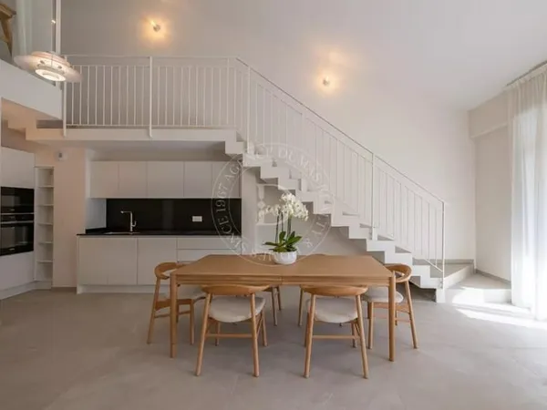 Duplex avec terrasses au dernier étage