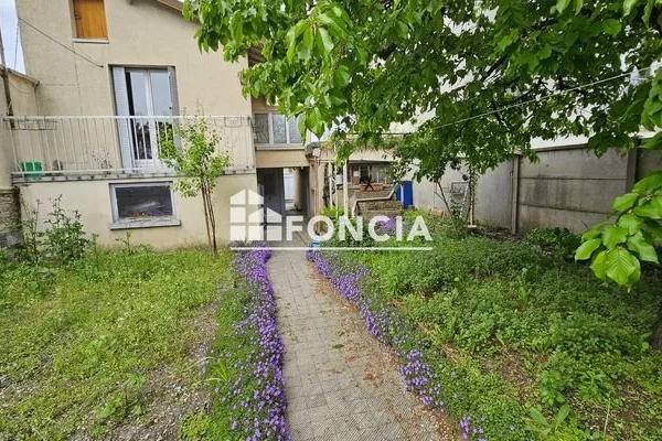 Maison 3 pièces 77 m²
