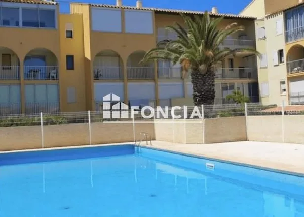 NARBONNE PLAGE, BEL APPT 2 CHAMBRES, GRAND JARDIN, PISCINE, PARKING, 300M PLAGE !