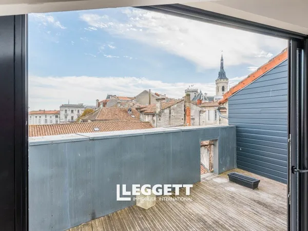 Appartement 7 pièce(s), ANGOULÊME