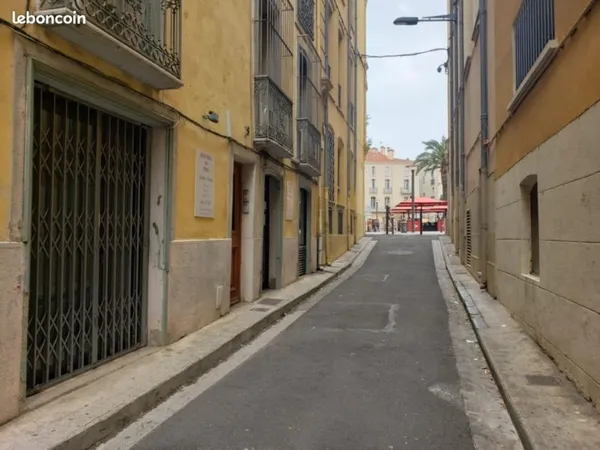 Local commercial hyper centre Perpignan 690
