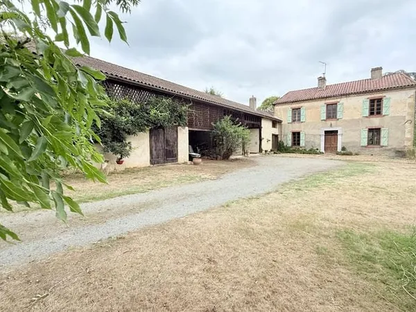 Maison 5 pièces 267 m²