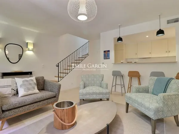 Appartement à la location - Saint-Tropez - Centre du village