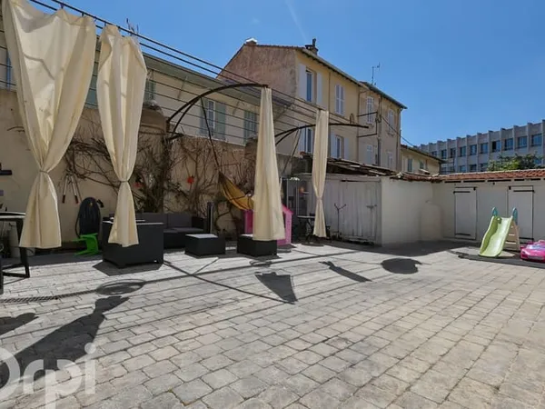 Appartement 4 pièces 93 m²