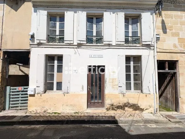 Immeuble 12 pièces 220 m²