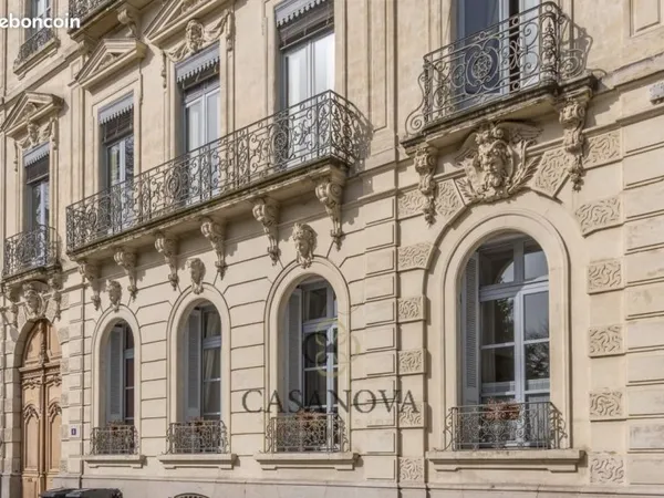 Appartement 5 pièces 150 m²
