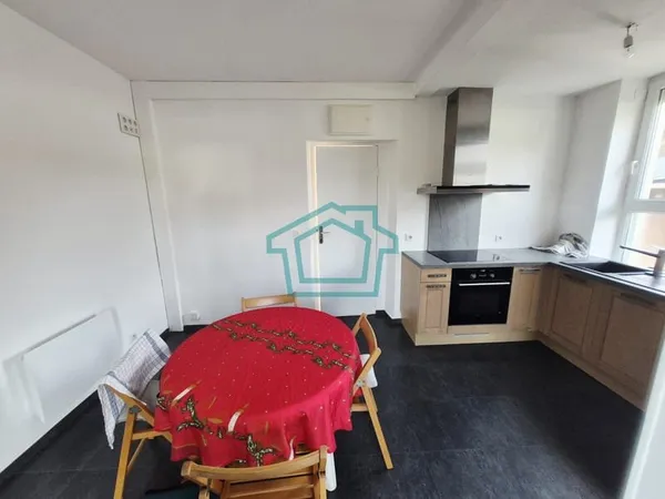 Maisonnette individuelle 30m2 / terrain 359m2 à 3min de La