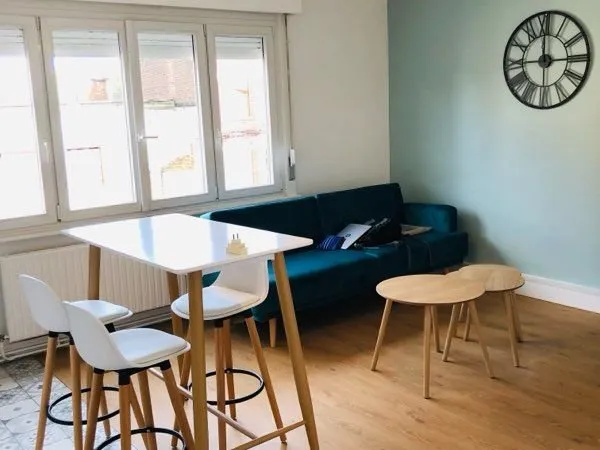 Superbe colocation avec 3 chambres avec chacune une salle de bain personnelle