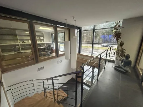 Bureaux 195 m²