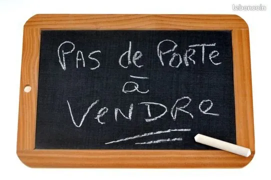 Pas de porte 70m3 (35m3 + 35 m2)