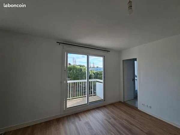 Location F2 33m² Montpellier proche Hôpitaux Facultés