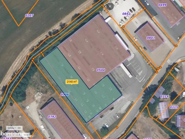 Local 2200 m² AUXERRE