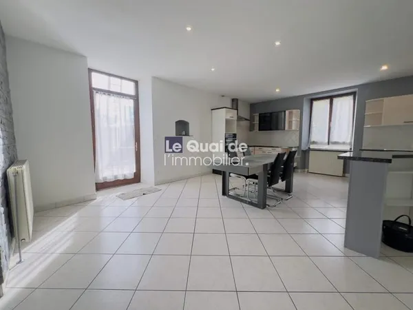 LUMBIN : maison de 4 pièces (126 m²) en location