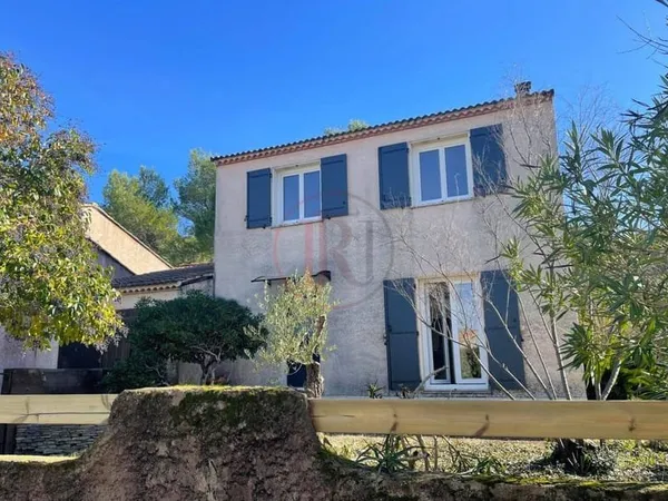 Villa 5 pièces 105 m²