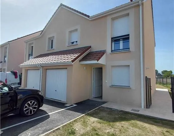Maison neuve à Lescar avec vue sur les Pyrénées